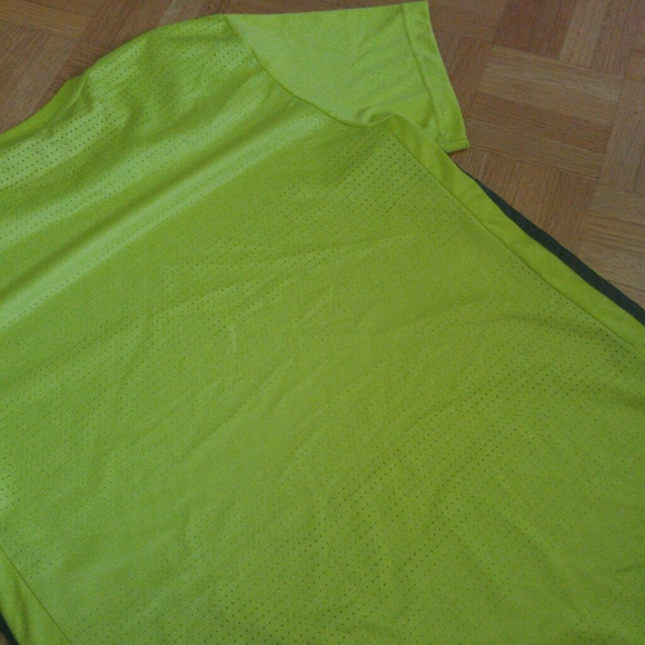 Adidas yellow shirt - Picture 2 of 3
